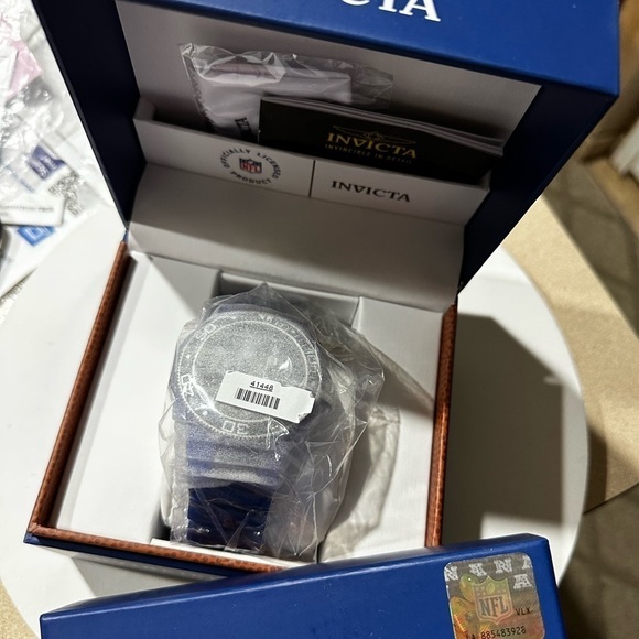 NFL Dallas Cowboys Offically Licensed  Invicta Sports Watch Americas Team 
NIB - Picture 9 of 13